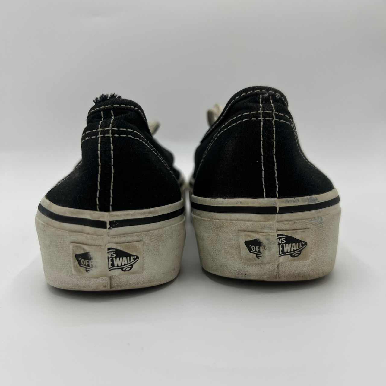 Vans Authentic Black Canvas