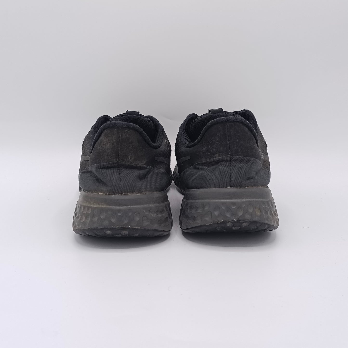 Nike Revolution 5
