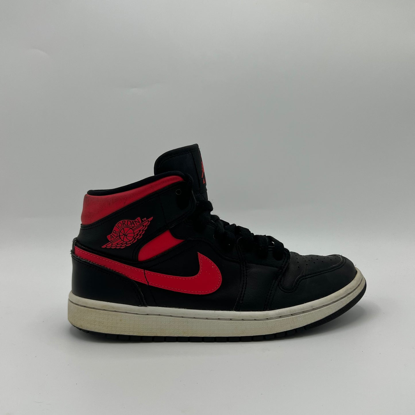 Nike Air Jordan 1 Mid