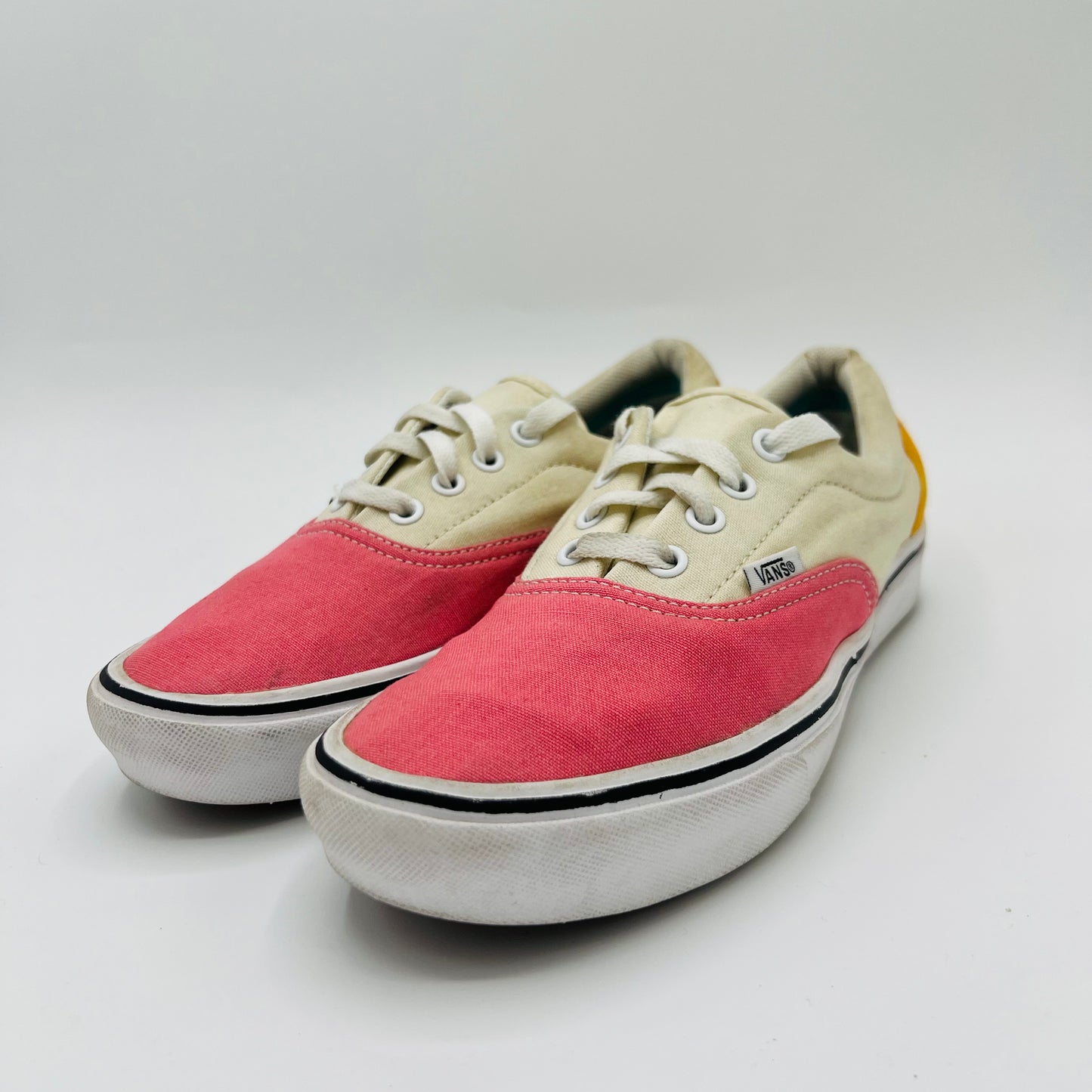 Vans ComfyCush Era