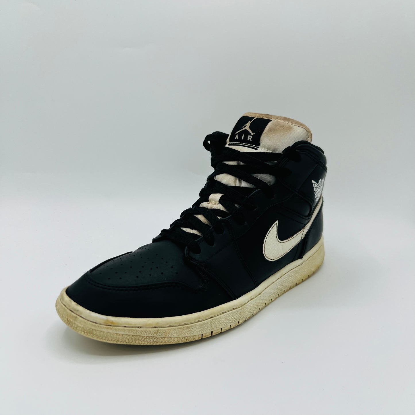 Nike Air Jordan 1 Mid