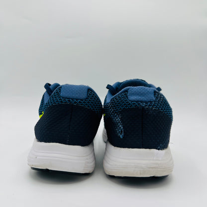 Nike Revolution 3