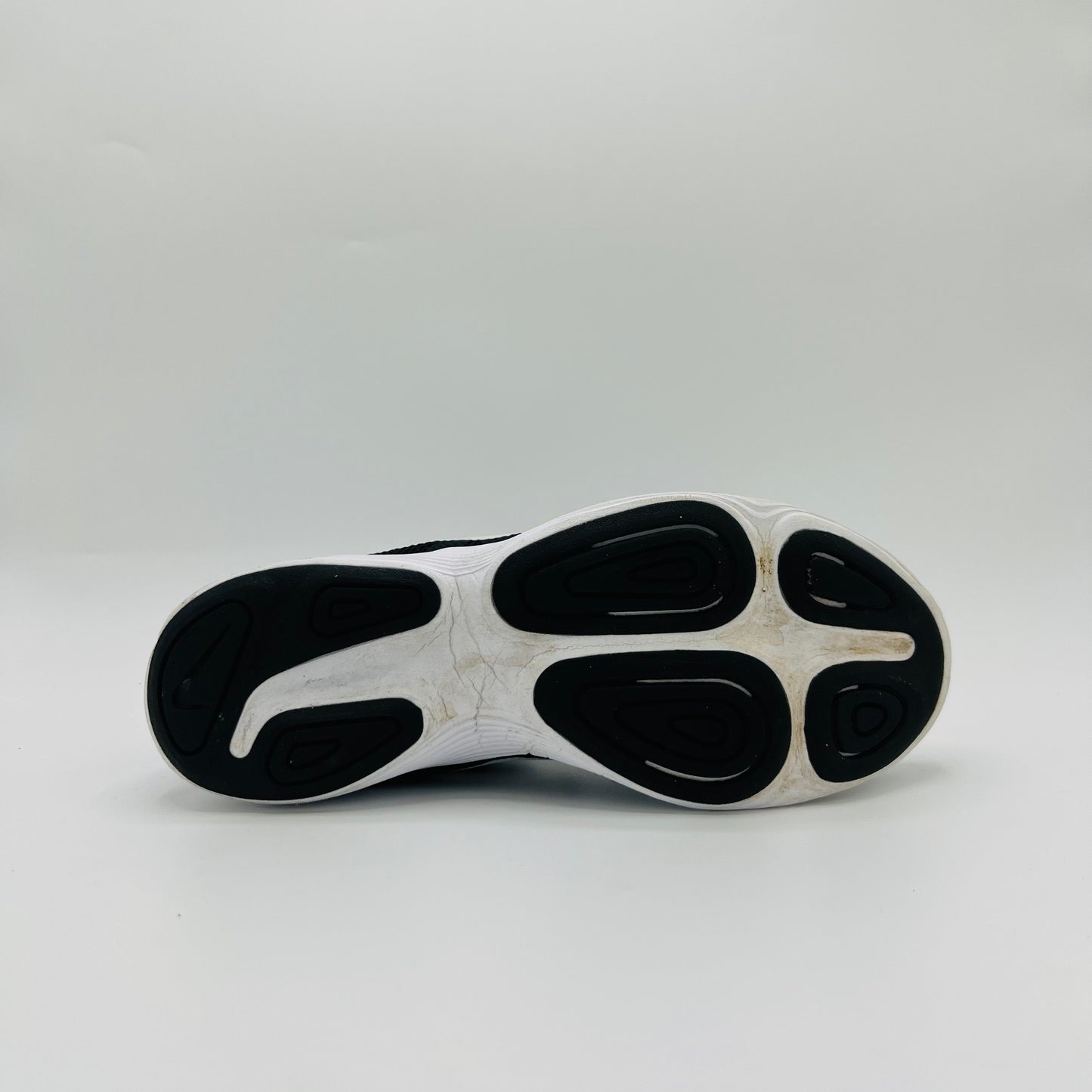 Nike Revolution 4