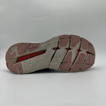Hoka One One Elvon