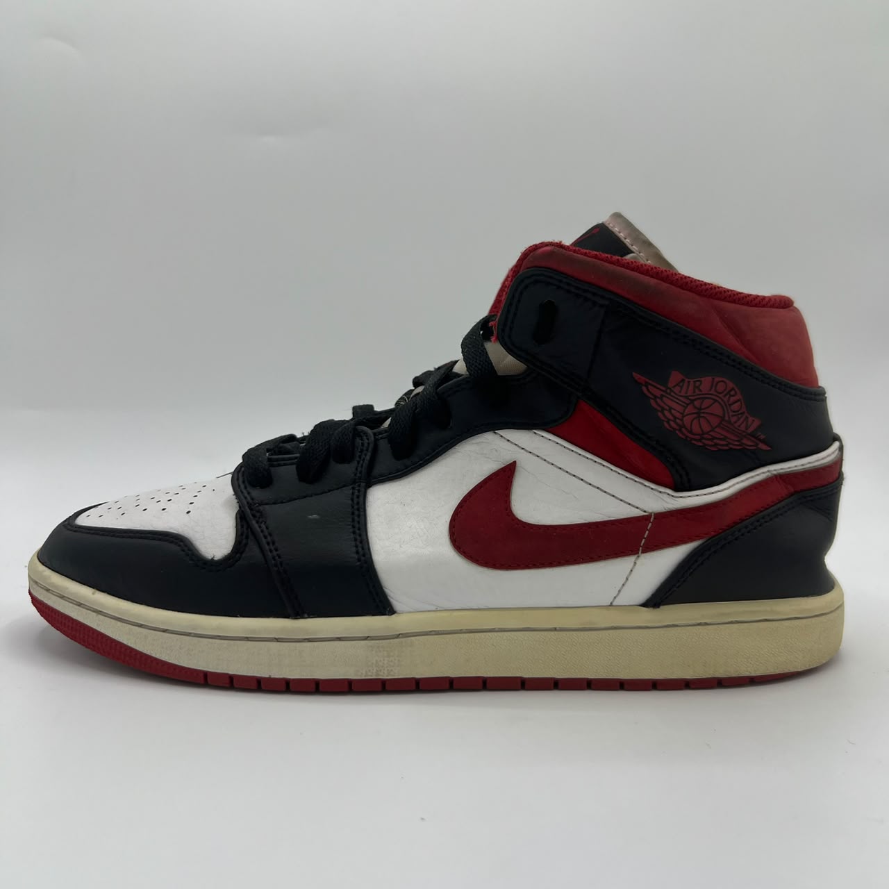Nike Air Jordan 1