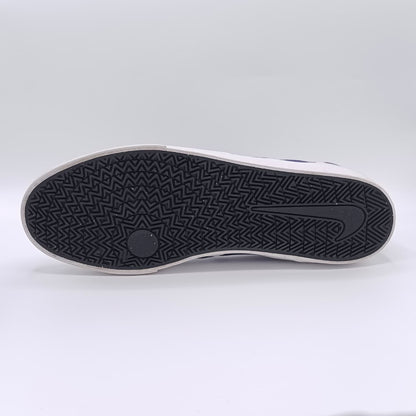Nike SB Charge Canvas Sneakers