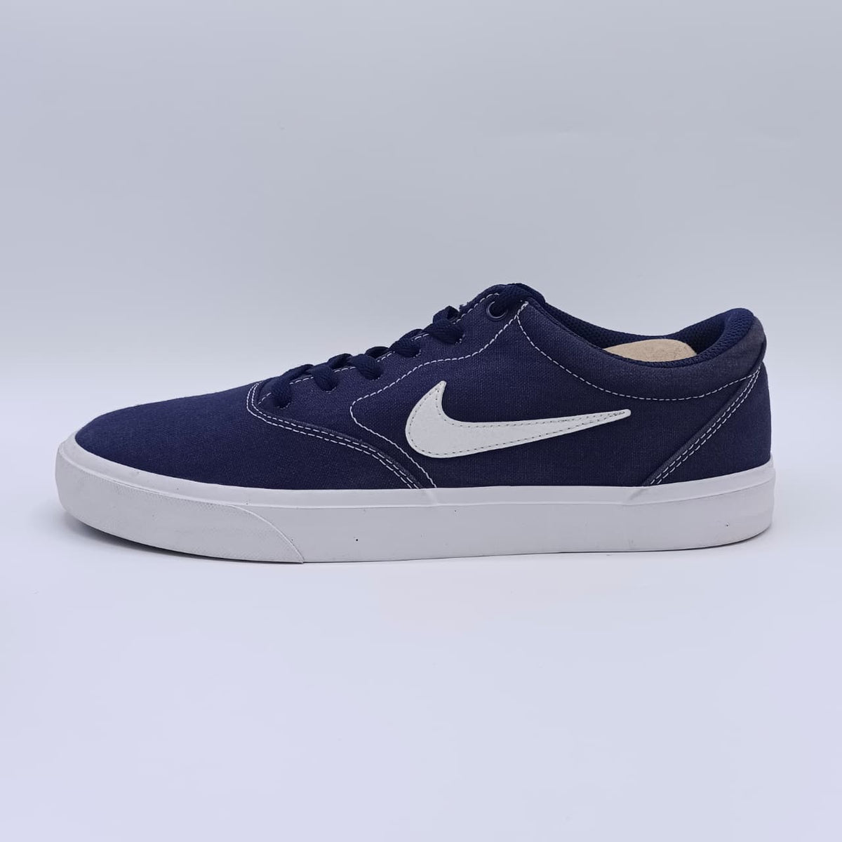 Nike SB Charge Canvas Sneakers