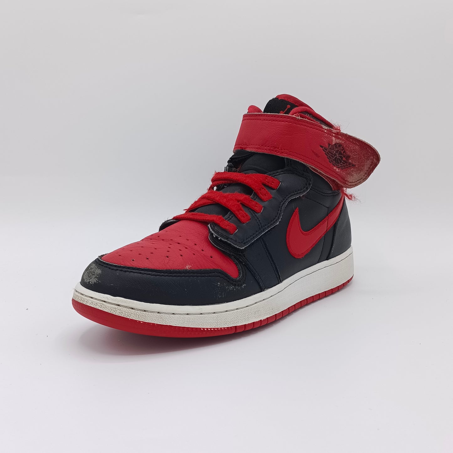 Nike Air Jordan 1 Hi FlyEase