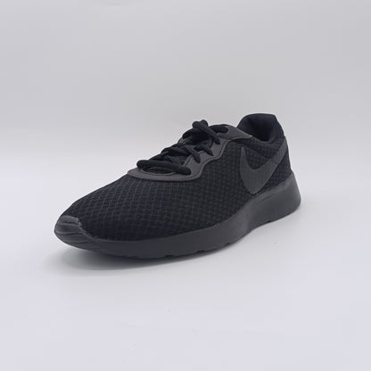 Nike Tanjun